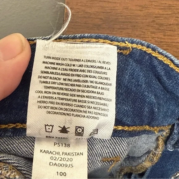 Jessica Simpson High Rise Wide Leg Crop Jeans Light Wash Size 24 - Picture 7 of 8